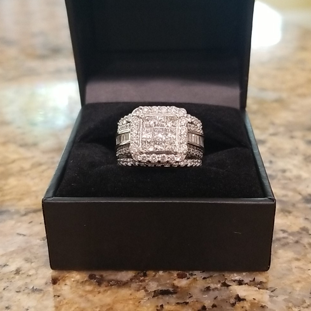 APPRAISED Macy's 14KW 3 CTTW Diamond Ring - SZ 7